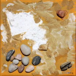 Reliefbild mit_Steinen Gips Sand Acryl Filzstift auf Leinwand